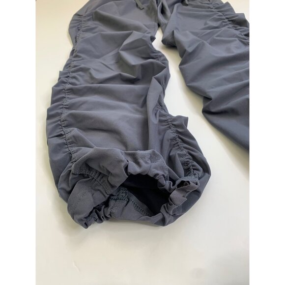 Under Armour Gray Loose Fit Adjustable Waistband Scrunched Leg Pants Size Medium - Picture 12 of 13